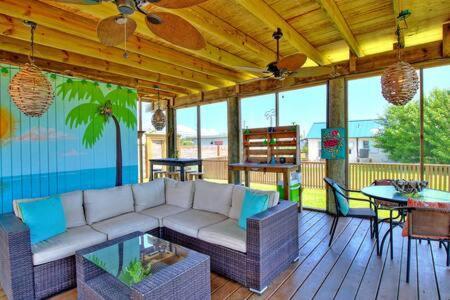 Spanish Village Cottage W Private Cabana Port Aransas Dış mekan fotoğraf